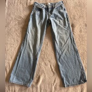 Hollister Women’s Low -Rise Baggy Jeans 24 R